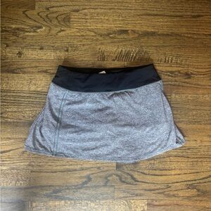 Lululemon Black and Gray Skirt